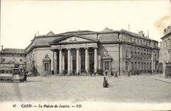 CPA Caen Le Palais de Justice Tramway