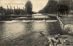 CPA Caen Les ecluses de l'Orne Lavandieres