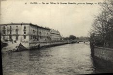 CPA Caen Vu sur l'Orne la Caserne Hamelin prise au Barrage 