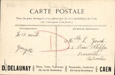 CPA Caen Eglise St Etienne Abbaye aux Hommes Cote de l'abside et le lycee