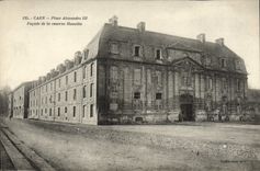 VINTAGE POSTCARD Caen Places Alexandre lll Facade of the barracks Hamelin Militaria