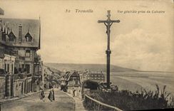 Opinión de Trouville de la POSTAL de la VENDIMIA tomada del martirio