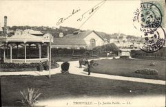 POSTAL Trouville de la VENDIMIA el jardín público