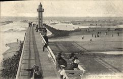 CPA Trouville La jetee et la plage a maree basse