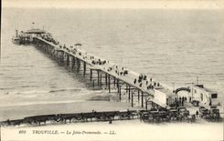 CPA Trouville La jetee promenade