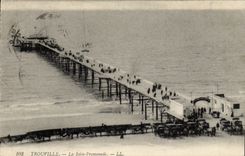 CPA Trouville La jetee promenade
