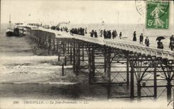 CPA Trouville La jetee promenade