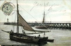 VINTAGE POSTCARD Trouville on sea Boat of outgoing sin of the port