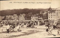 VINTAGE POSTCARD Trouville the queen of the beach the beach has low tide