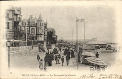 VINTAGE POSTCARD Trouville the walk of boards