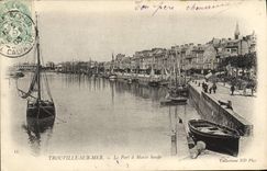 VINTAGE POSTCARD Trouville on sea the port has high tide Boats