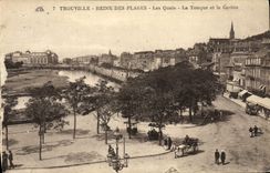 VINTAGE POSTCARD Trouville Queen of the beaches quays the drum and the casino