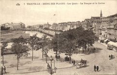CPA Trouville reine des plages Les quais la Touque et le casino