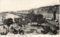 CPA Trouville Vue generale des quais