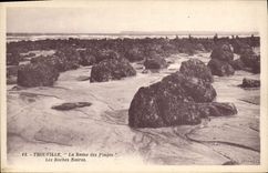 CPA Trouville La reine des plages les roches noires