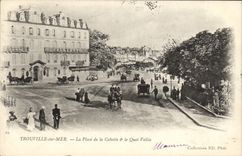 CPA Trouville sur mer La Place de la Cabotte et le quai Vallee