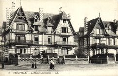 CPA Trouville La maison normande