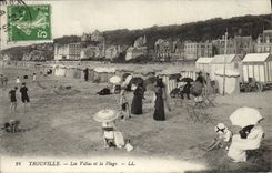 CPA Trouville Les villas et la plage
