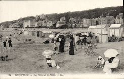 CPA Trouville Les villas et la plage