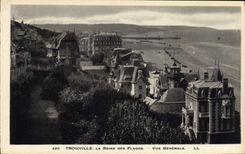 CPA Trouville La reine des plages vue generale