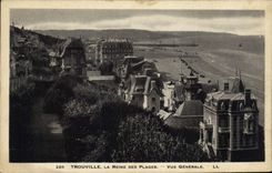 CPA Trouville La reine des plages vue generale