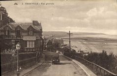 CPA Trouville vue generale