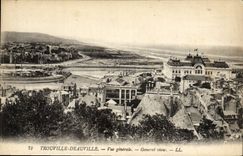 CPA Trouville Deauville vue generale