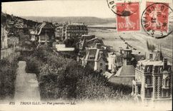 CPA Trouville vue generale