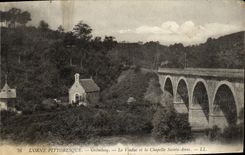 CPA Grimbosq Le viaduc et la chapelle Sainte Anne 