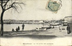 CPA Honfleur La Toilette Des Barques