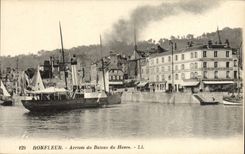 CPA Honfleur Arrivee du Bateau du Havre