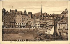 VINTAGE POSTCARD Honfleur Quay co. Catherine the Old Houses Boats