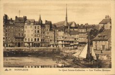 CPA Honfleur Quai Ste Catherine Les Vieilles Maisons Bateaux