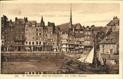 CPA Honfleur Quai Ste Catherine Les Vieilles Maisons Bateaux