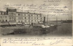 CPA Honfleur L'Hotel du Cheval Blanc et le Bateau du Havre