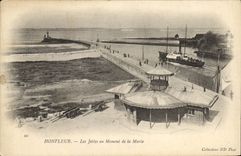 CPA Honfleur Les Jetees au Moment de la Maree Bateau