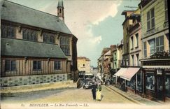 VINTAGE POSTCARD Honfleur the Street Premords