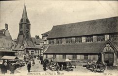 CPA Honfleur La Place du Marche 