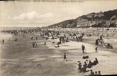 VINTAGE POSTCARD Trouville Reine of the Beaches the Beach has Low tide