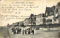 CPA Trouville Les Planches 