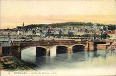 CPA Trouville Le Pont de la Gare 