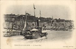CPA Trouville Sur Mer L'Avant Port Bateaux