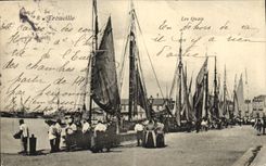 VINTAGE POSTCARD Trouville the quays Sinning Boats