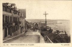 CPA Trouville La reine des plages Vue generale