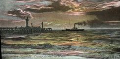 CPA Trouville Coucher de soleil sur la mer Bateau