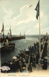 CPA Trouville Les jetees Bateau