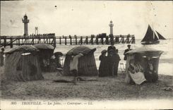 CPA Trouville Les jetees contrejour