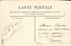 CPA Trouville Bateau de peche sortant du port