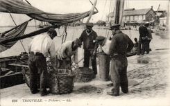 CPA Trouville pecheurs TOP peche 