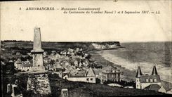 CPA Arromanches Monument commemoratif du centenaire du combat naval 1811